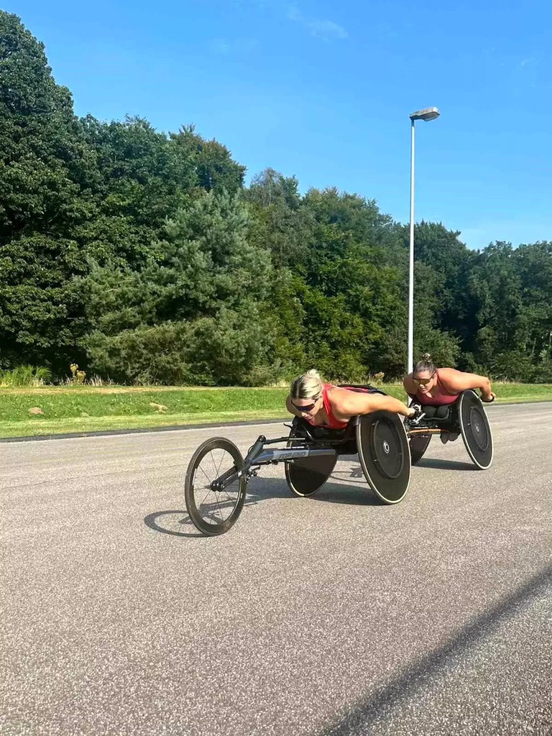 image.title Bağcılar Belediyesi Para Atletizm Sporcusu Hamide Doğangün Paris  image