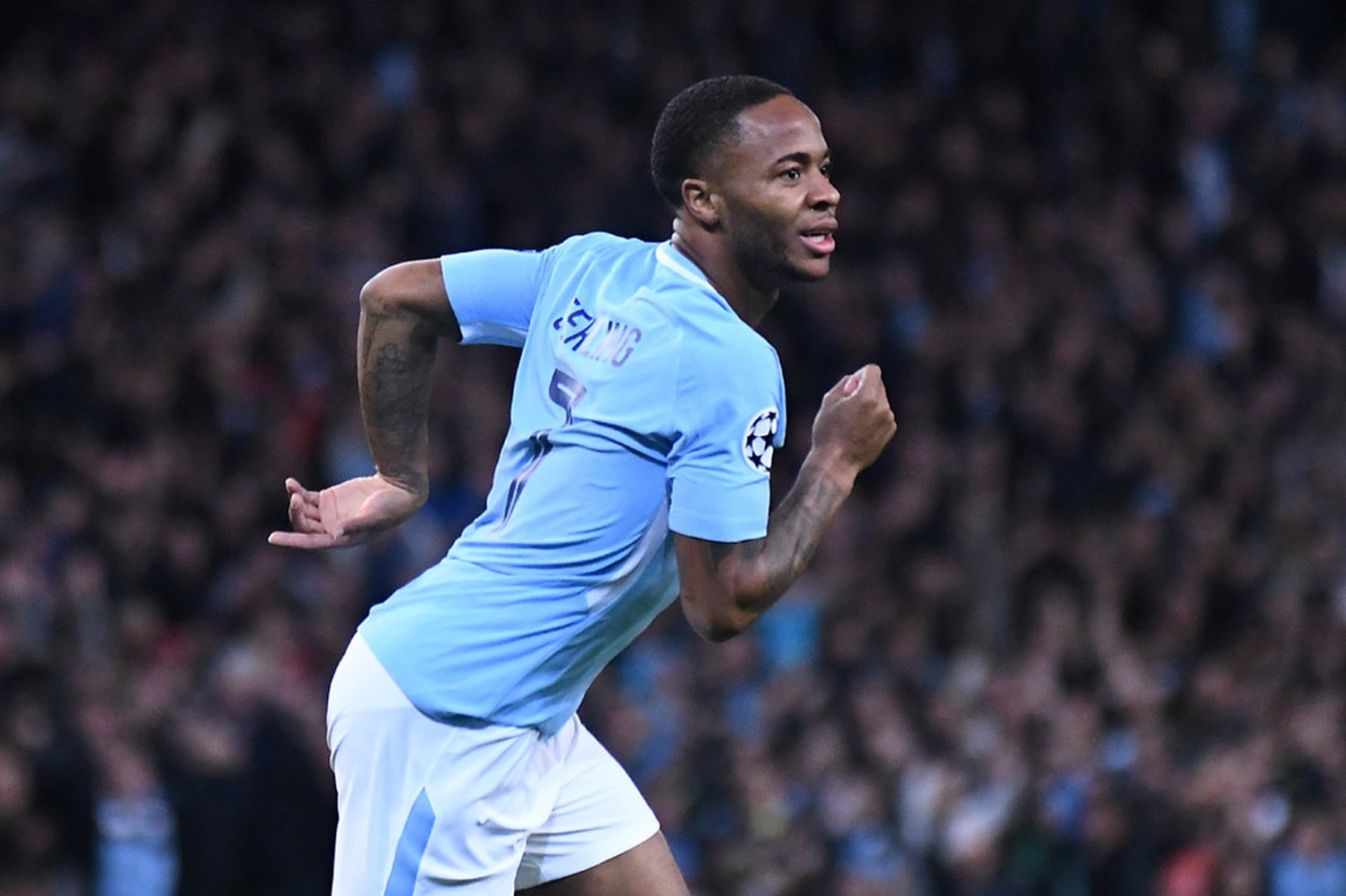 image.title ManCity jubelt nach Hattrick von Raheem Sterling image